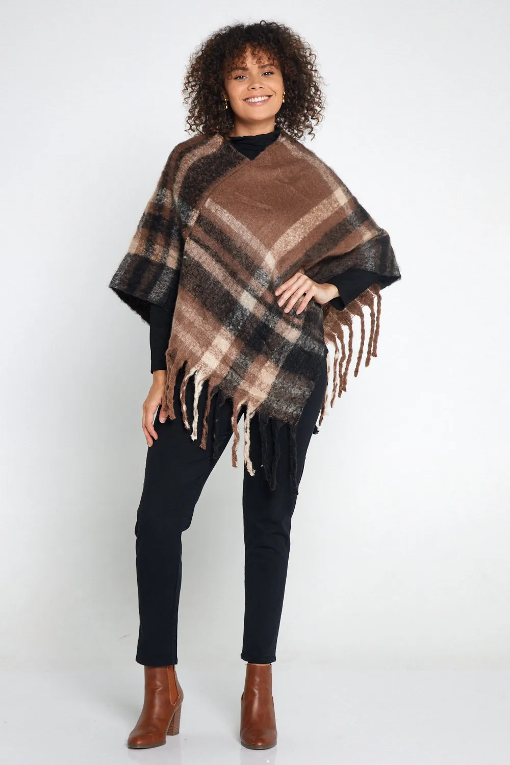 Payton Super Soft Poncho - Brown/Black