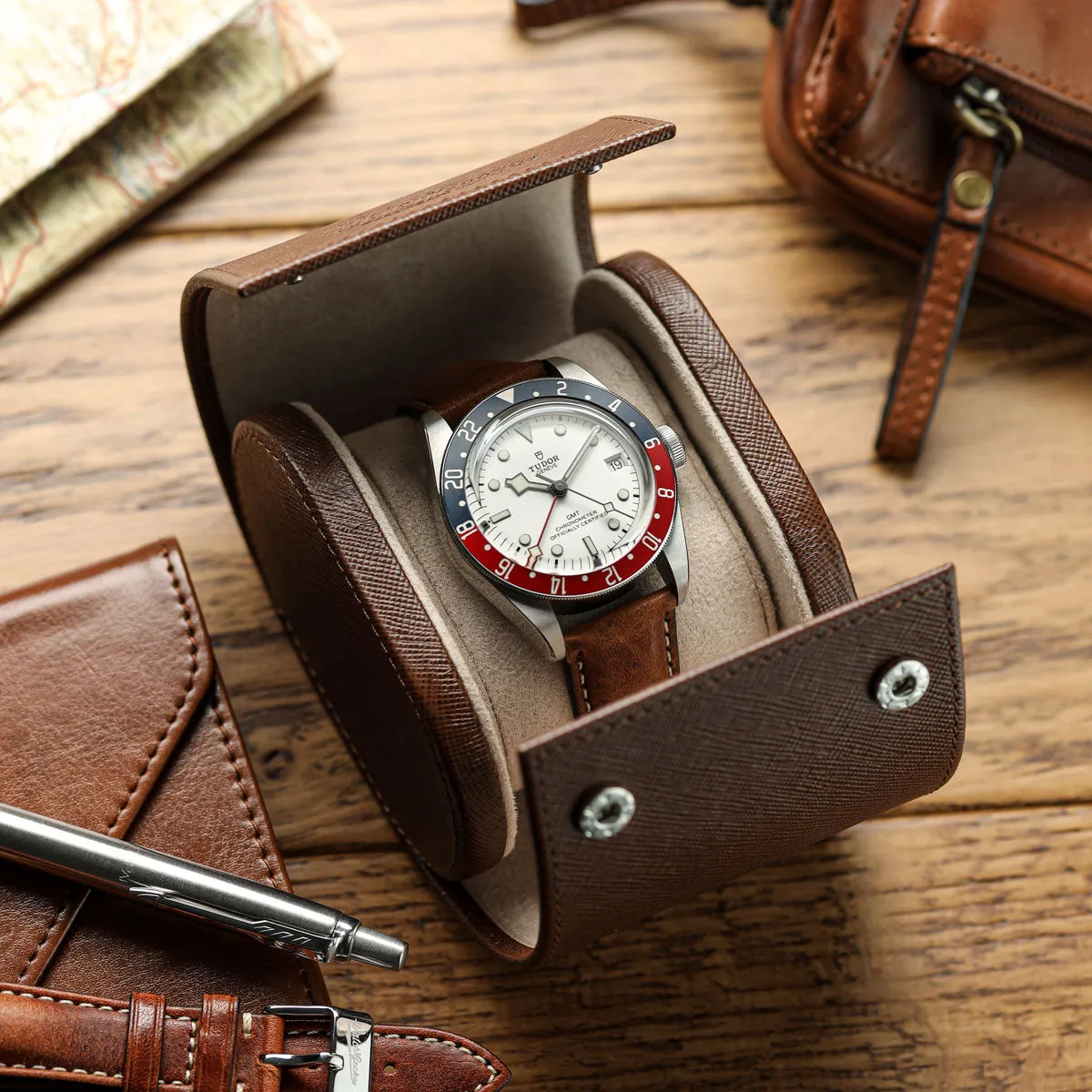 WatchGecko Single Leather Watch Case - Brown / Beige